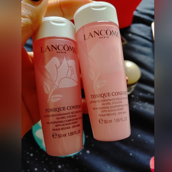 New Lancome tonique comfort. - Picture 3 of 4